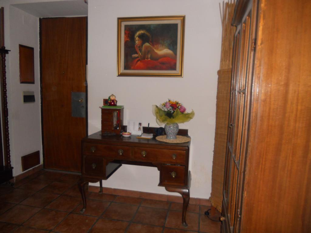 B&B Casa Tua Napoli Bagian luar foto