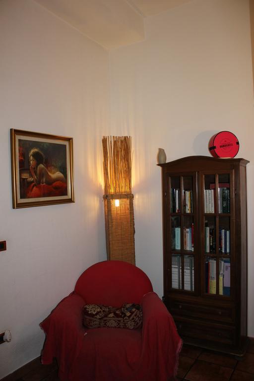 B&B Casa Tua Napoli Bagian luar foto